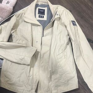 Abercrombie & Fitch Beige Lightweight Jacket